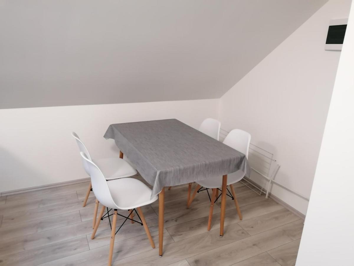 Mohacs Apartman エクステリア 写真